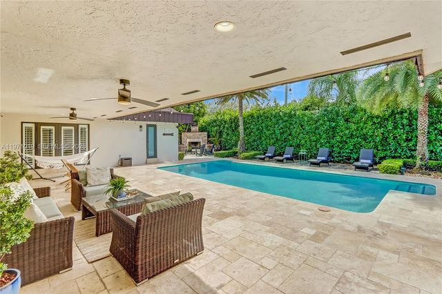 9988 SW 126th Ter, Miami, FL 33176