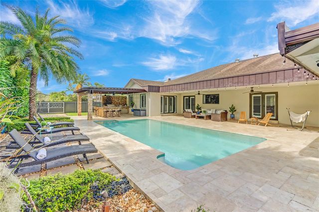 9988 SW 126th Ter, Miami, FL 33176