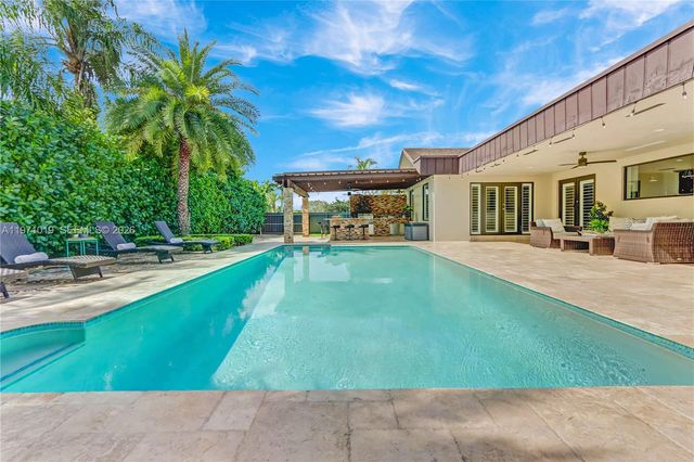 9988 SW 126th Ter, Miami, FL 33176