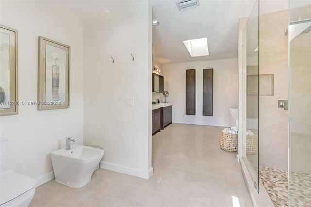 9988 SW 126th Ter, Miami, FL 33176