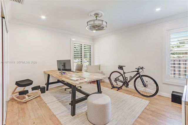 9988 SW 126th Ter, Miami, FL 33176