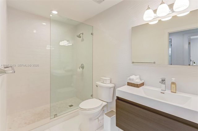 9988 SW 126th Ter, Miami, FL 33176