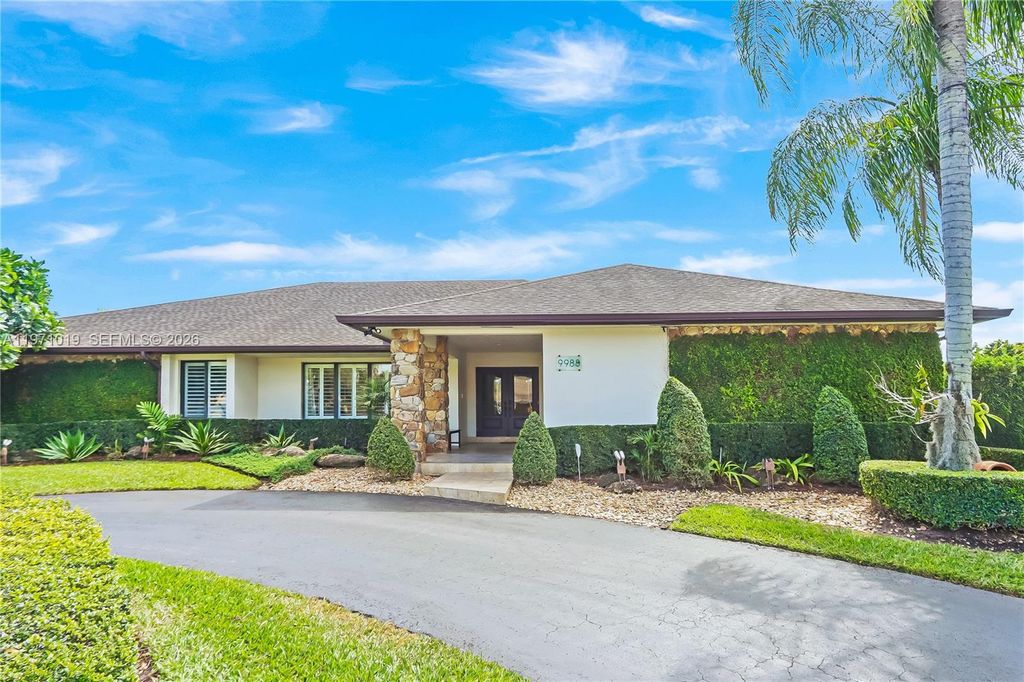 9988 SW 126th Ter, Miami, FL 33176