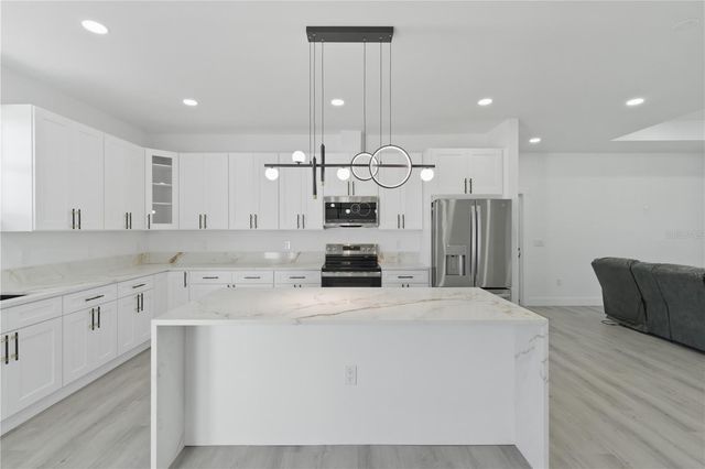 5120 65TH AVENUE N, Pinellas Park, FL 33781