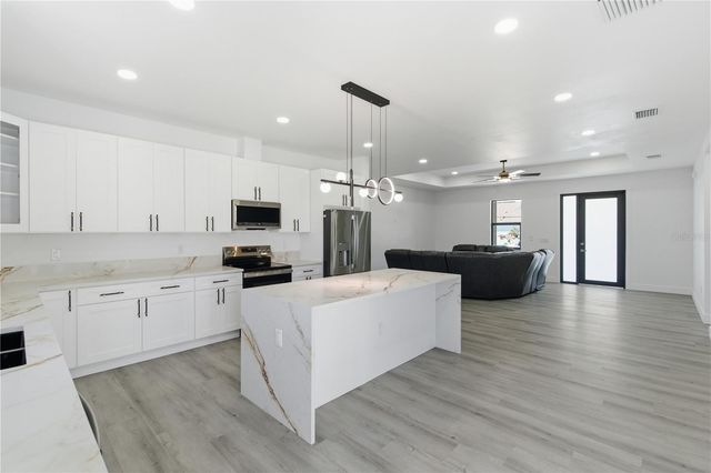 5120 65TH AVENUE N, Pinellas Park, FL 33781