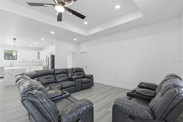 5120 65TH AVENUE N, Pinellas Park, FL 33781