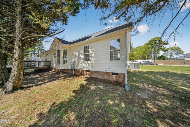 102 Gem Drive, Knightdale, NC 27545