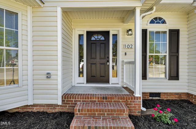 102 Gem Drive, Knightdale, NC 27545