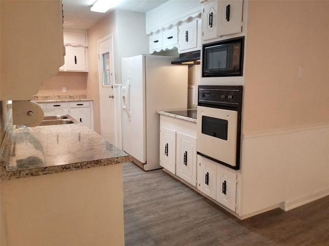 3625 Venice Drive, North Richland Hills, TX 76180
