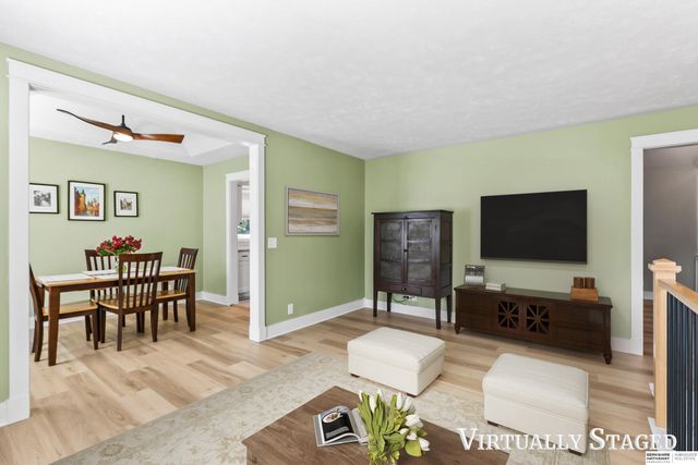 1008 Conestoga Road, Papillion, NE 68046