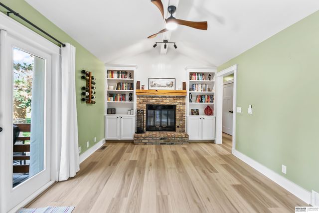 1008 Conestoga Road, Papillion, NE 68046