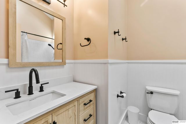 1008 Conestoga Road, Papillion, NE 68046