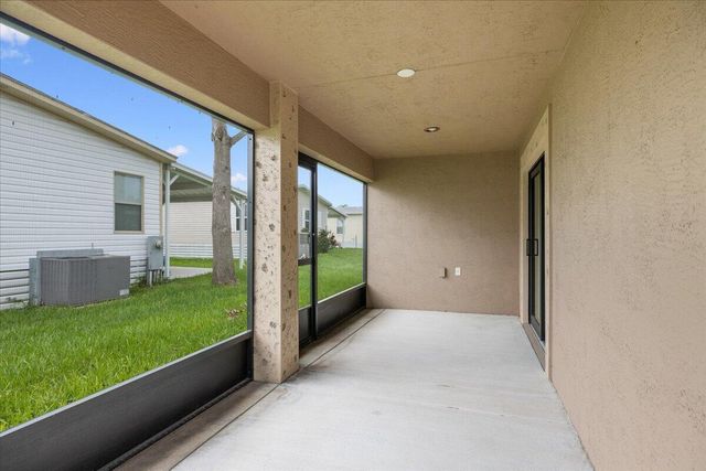27 MAYA Way, Port St. Lucie, FL 34952