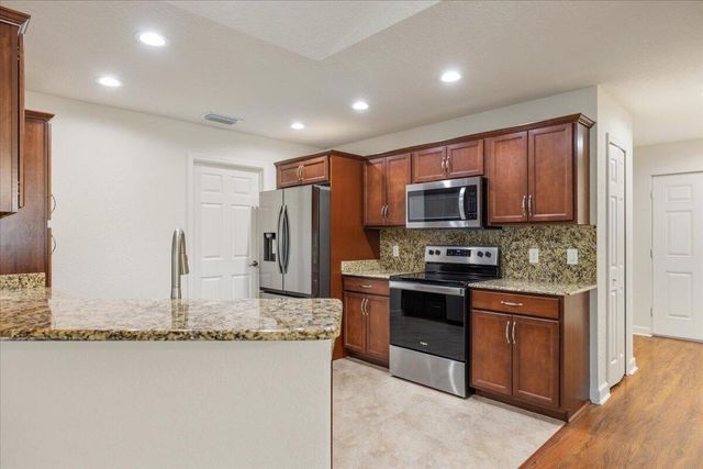 27 MAYA Way, Port St. Lucie, FL 34952