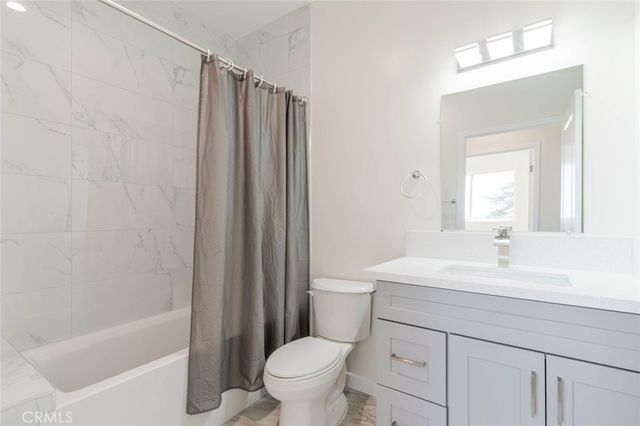 1961 Waltonia Drive 104, Montrose, CA 91020