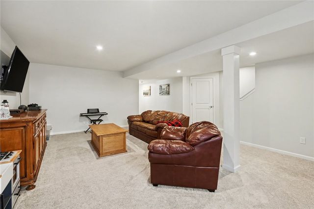 1749 Ackerman Way Way, Farmington, NY 14425