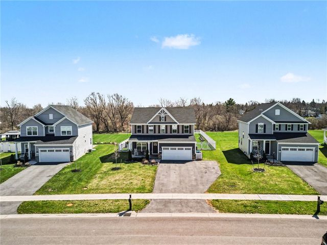 1749 Ackerman Way Way, Farmington, NY 14425