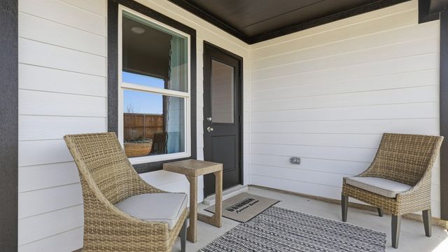 1121 BELHAVEN Street, Granbury, TX 76048