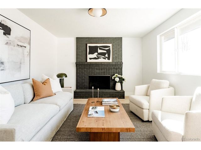 6272 S Garfield Dr, Centennial, CO 80121