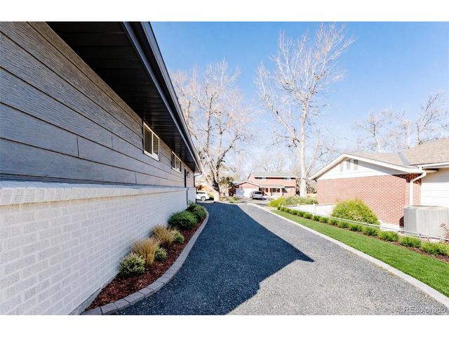 6272 S Garfield Dr, Centennial, CO 80121