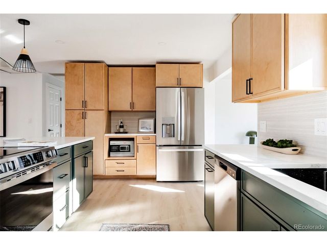 6272 S Garfield Dr, Centennial, CO 80121