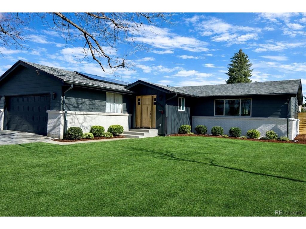 6272 S Garfield Dr, Centennial, CO 80121