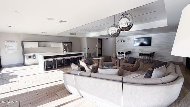7300 E EARLL Drive 4016, Scottsdale, AZ 85251