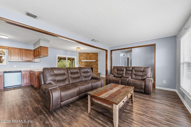 8729 PINON Drive, Jacksonville, FL 32221