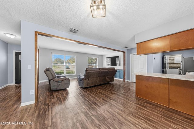 8729 PINON Drive, Jacksonville, FL 32221