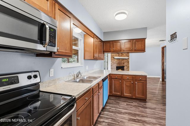 8729 PINON Drive, Jacksonville, FL 32221