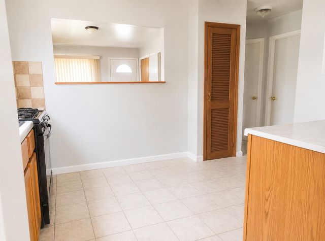 27392 Osmun Street, Madison Heights, MI 48071