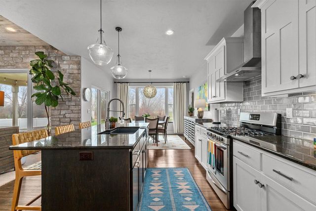 W6681 CHARLEEN LANE, Greenville, WI 54942