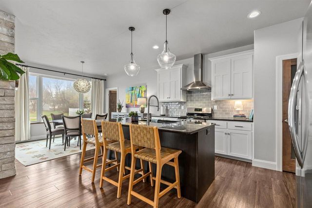 W6681 CHARLEEN LANE, Greenville, WI 54942