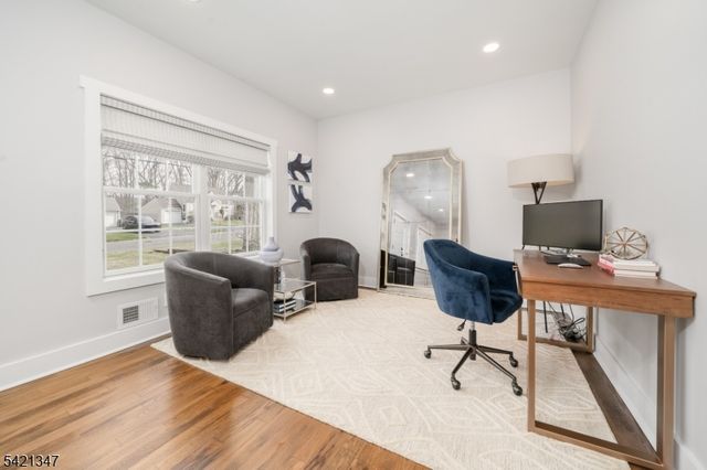 77 Commonwealth Ave, New Providence Boro, NJ 07974