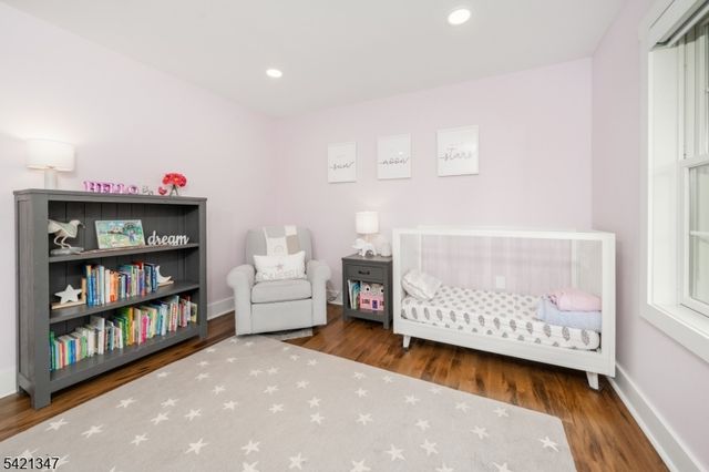 77 Commonwealth Ave, New Providence Boro, NJ 07974