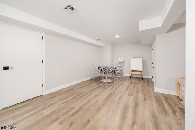 77 Commonwealth Ave, New Providence Boro, NJ 07974