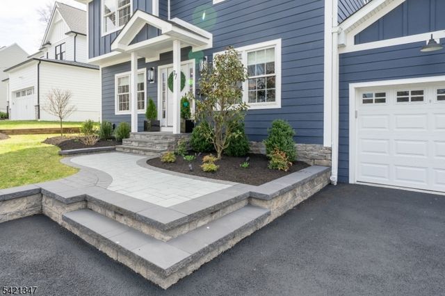 77 Commonwealth Ave, New Providence Boro, NJ 07974