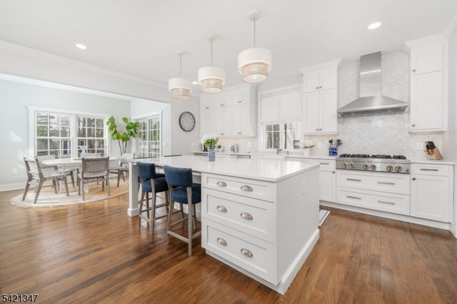 77 Commonwealth Ave, New Providence Boro, NJ 07974