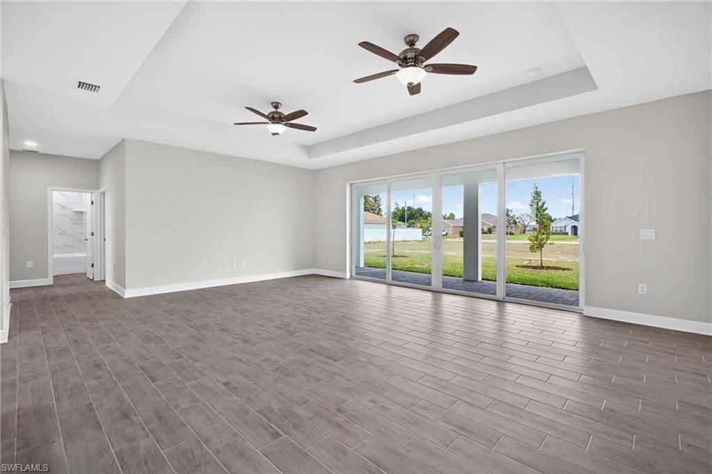 Image 3 of property listing at 529 NW 23rd ST, Cape Coral, FL 33993