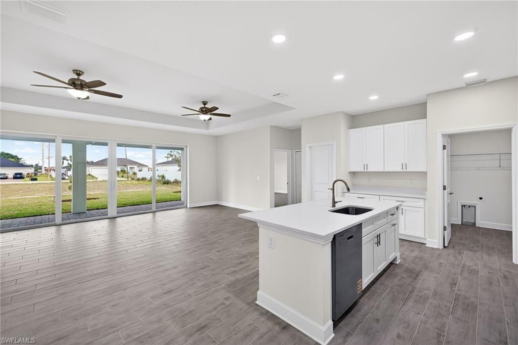 Image 6 of property listing at 529 NW 23rd ST, Cape Coral, FL 33993