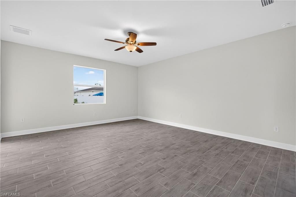 Image 7 of property listing at 529 NW 23rd ST, Cape Coral, FL 33993
