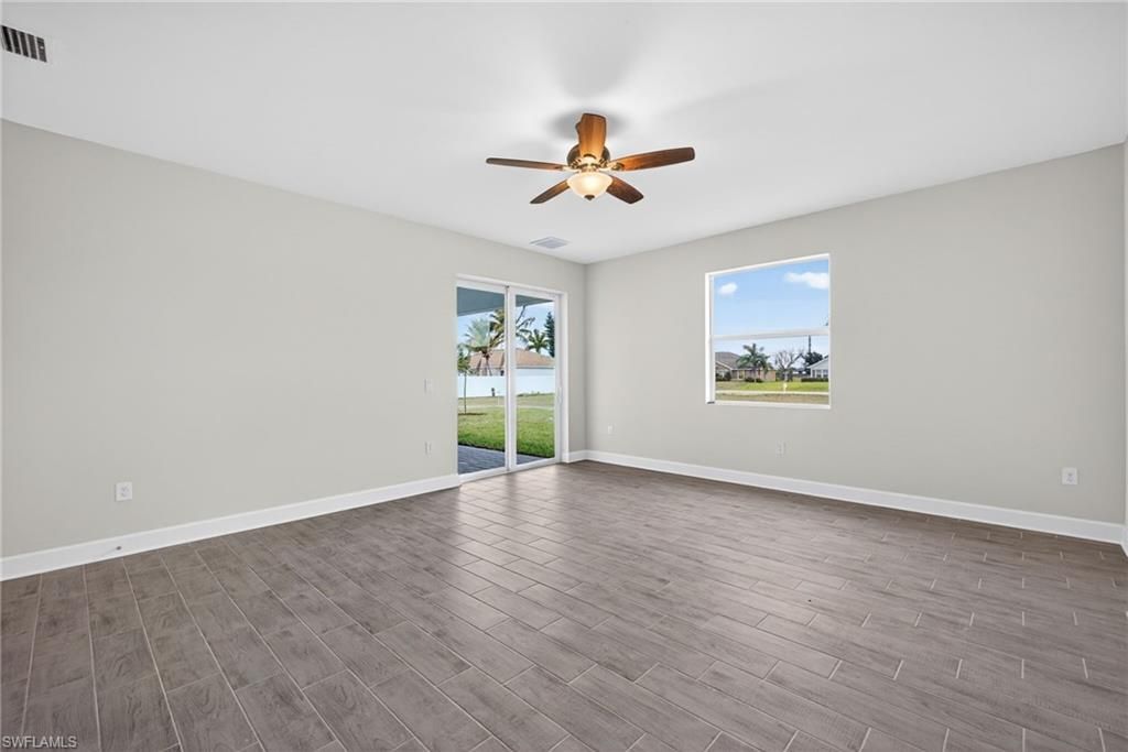 Image 8 of property listing at 529 NW 23rd ST, Cape Coral, FL 33993