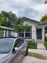 1809 NW 8th Pl, Fort Lauderdale, FL 33311