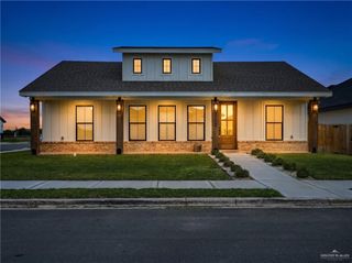 6112 N Pedaso Del Sol Street, Edinburg, TX 78542
