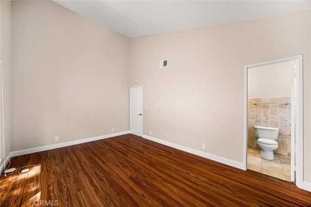 3751 Prestwick, Los Angeles, CA 90027