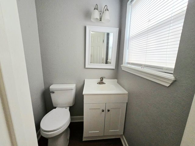 2433 Freeway Manor Drive, Rosenberg, TX 77471