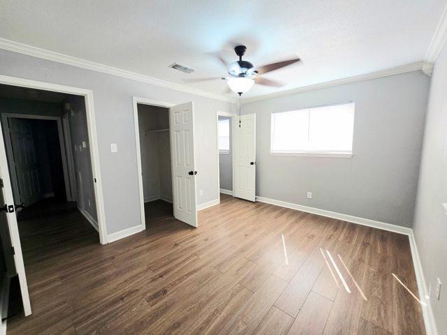 2433 Freeway Manor Drive, Rosenberg, TX 77471