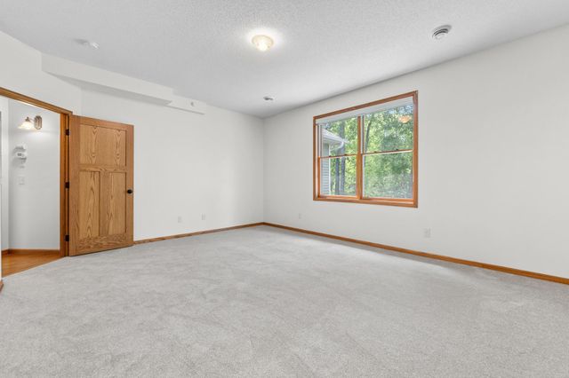 682 Bibeau Court, Vadnais Heights, MN 55127