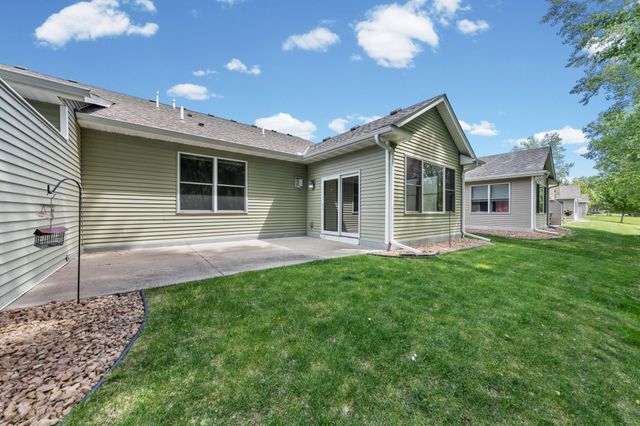 682 Bibeau Court, Vadnais Heights, MN 55127