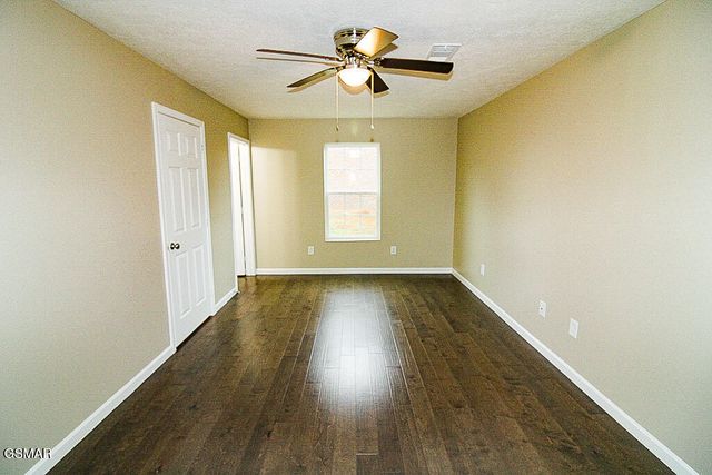 412 Sulphur Court, Kodak, TN 37764